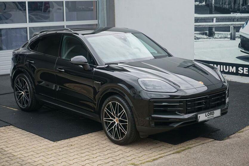 Porsche Cayenne 12.150 km 107.500 € Stuttgart 70499