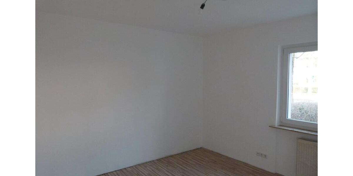 Mehrfamilienhaus, Wohnhaus Ludwigsburg - 12.5 Zimmer, 255 m&sup2;, 939.000&euro; | Angebot:26365536