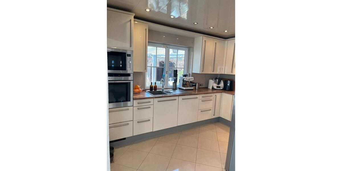 Doppelhaushälfte Ebhausen - 6 Zimmer, 220 m&sup2;, 2.300&euro; | Angebot:27619014