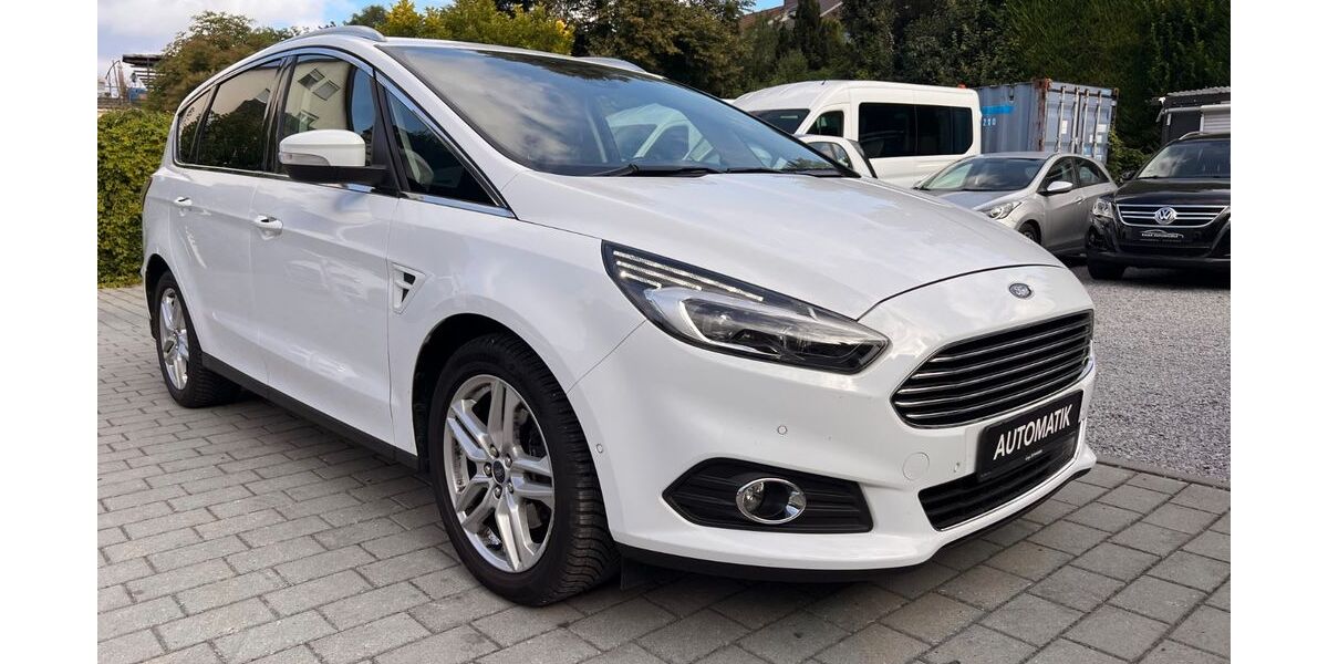Ford S-Max 86.000 km 18.650 &euro; Ludwigsburg 71642
