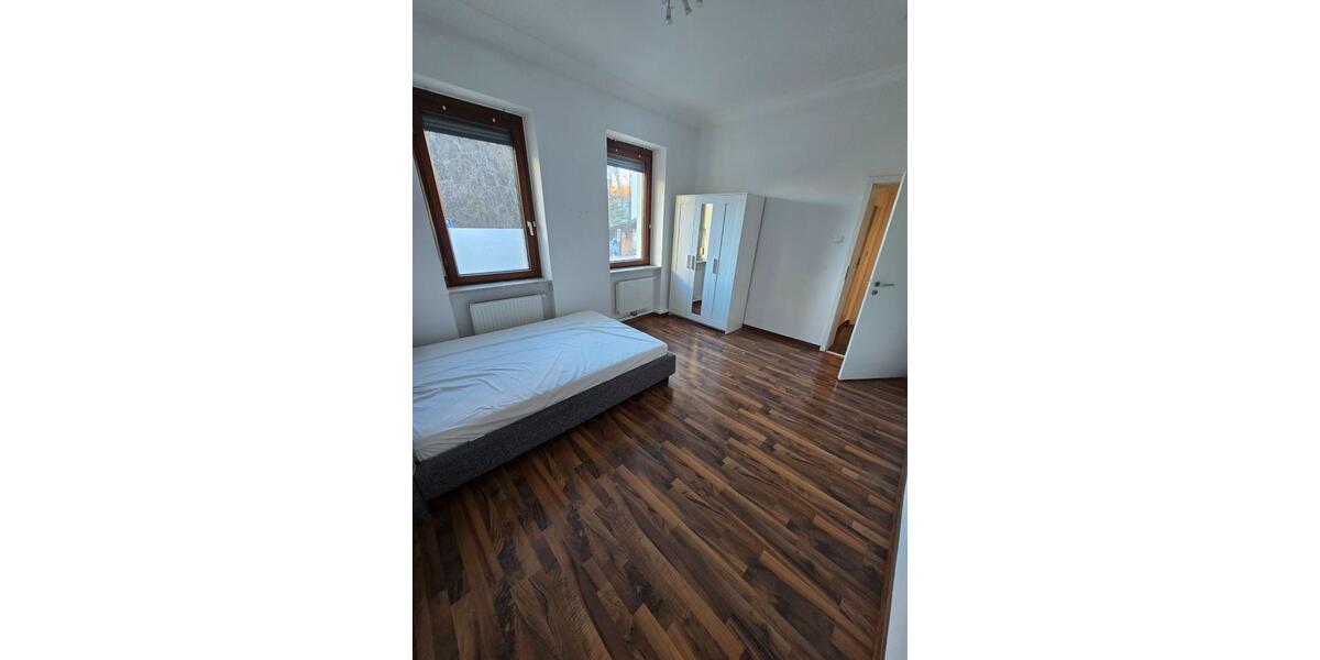 Hochparterre Stuttgart Bopser - 3 Zimmer, 65 m&sup2;, 299.000&euro; | Angebot:24383523