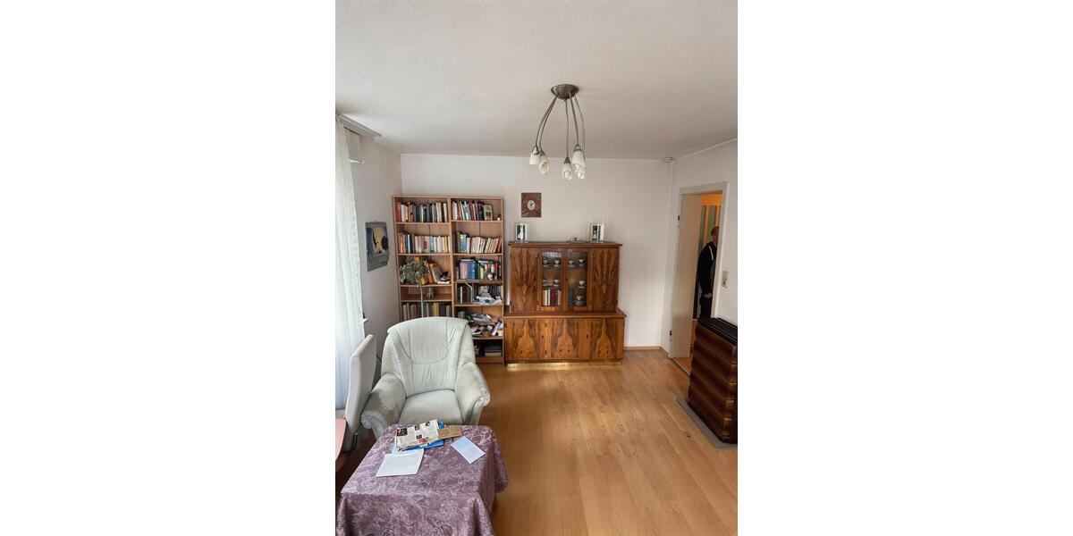 Etagenwohnung Pforzheim - 2.5 Zimmer, 63 m&sup2;, 192.000&euro; | Angebot:25992143