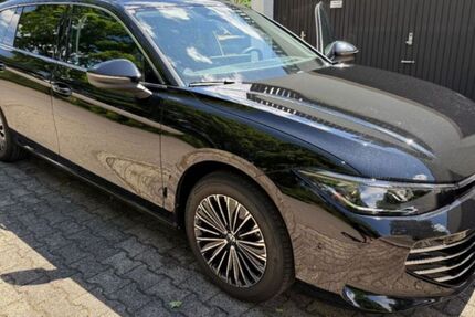 VW Passat 10.905 km 14.885 &euro; STUTTGART-GRAFENAU 70563
