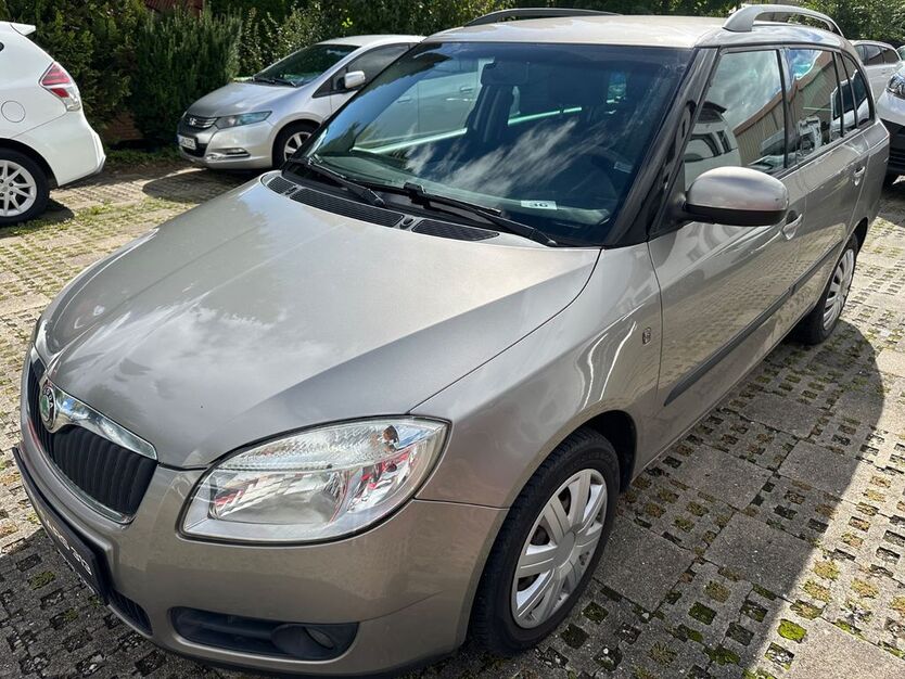 Skoda Fabia 288.293 km 1.290 € LEONBERG 71229