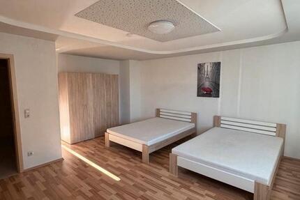 Wohnung Pforzheim Nordstadt - 3 Zimmer, 87 m&sup2;, 900&euro; | Angebot:25917310