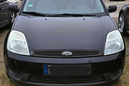 Ford Fiesta 210.000 km 2.100 &euro; Niefern-Öschelbronn 75223