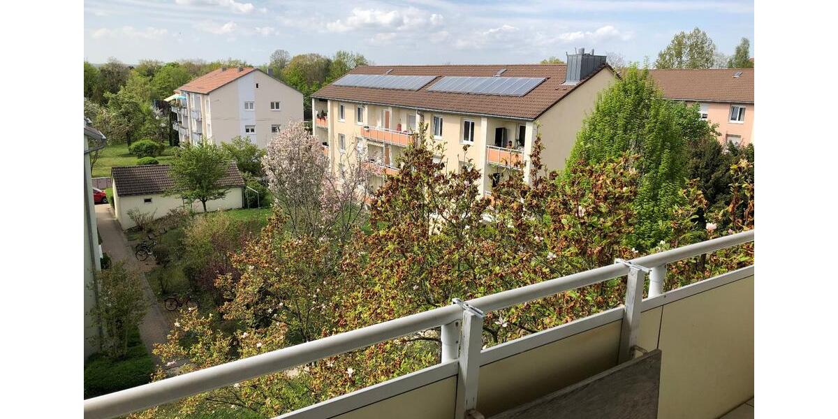 Etagenwohnung Stuttgart Degerloch - 3 Zimmer, 93 m&sup2;, 1.410&euro; | Angebot:26167390
