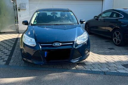 Ford Focus 261.274 km 2.950 € Gomaringen 72810