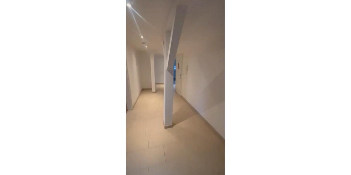 Dachgeschoßwohnung Stuttgart Hedelfingen - 3 Zimmer, 70 m&sup2;, 1.100&euro; | Angebot:25968270