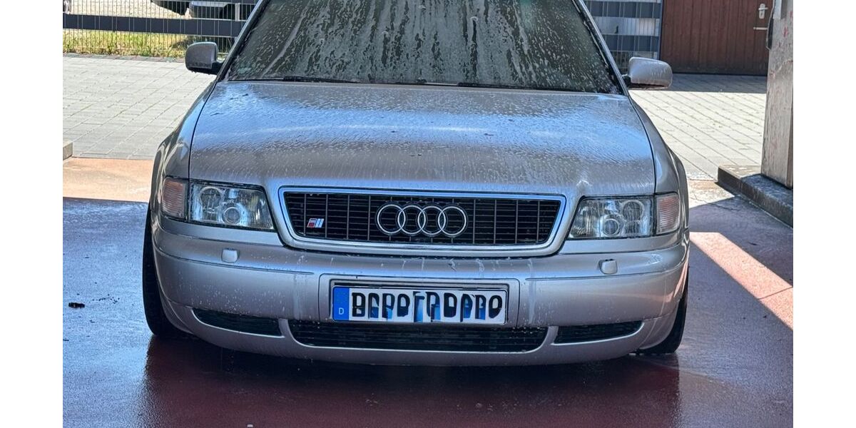 Audi A8 280.000 km 6.999 &euro; Niefern Öschelbronn 75223