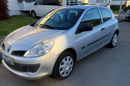 Renault Clio 69.000 km 2.900 &euro; Kornwestheim 70806