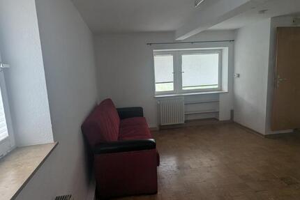 EG Wohnung im Altbau, 50qm, zentrale Lage Ortskern Echterdingen zimmer