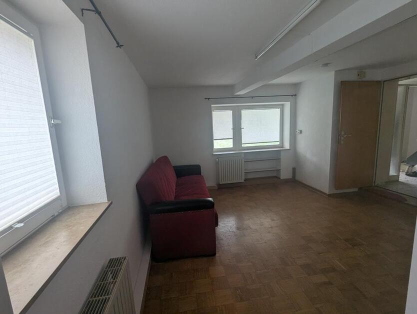 EG Wohnung im Altbau, 50qm, zentrale Lage Ortskern Echterdingen zimmer