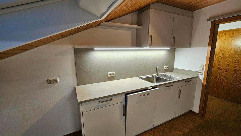 Dachgeschoßwohnung Wildberg - 3 Zimmer, 78 m&sup2;, 990&euro; | Angebot:24381909