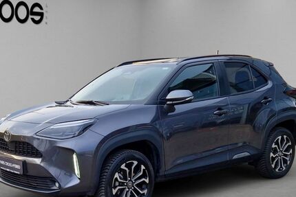 Toyota Yaris Cross 11.822 km 28.990 &euro; Nürtingen 72622