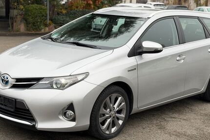Toyota Auris 184.000 km 9.490 € Möglingen 71696