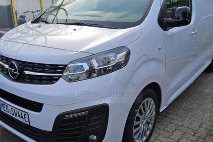 Opel Vivaro 28.621 km 26.490 &euro; Stuttgart 70439