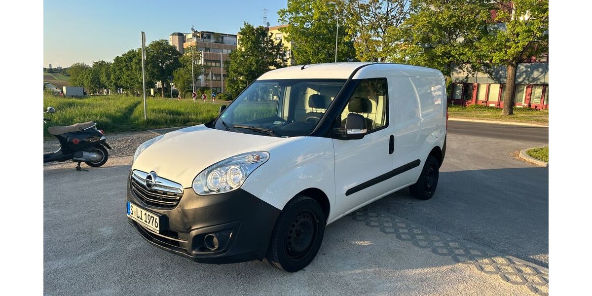 Opel Combo 41.810 km 8.800 &euro; Leinfelden-Echterdingen 70771