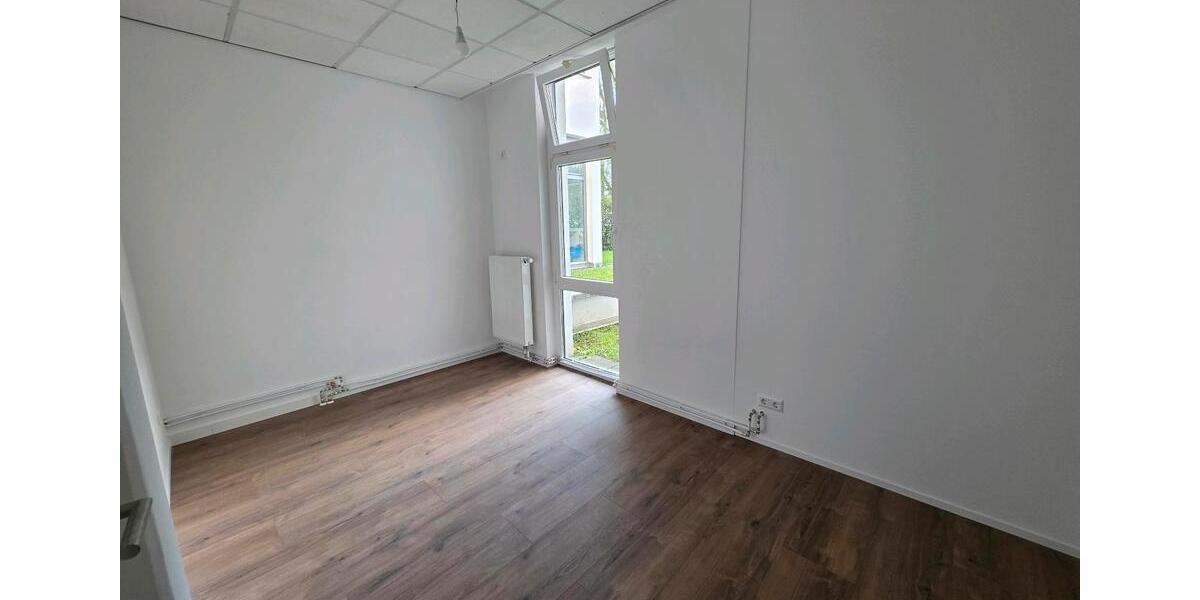 Erdgeschoßwohnung Bempflingen - 4 Zimmer, 80 m&sup2;, 1.300&euro; | Angebot:26238428