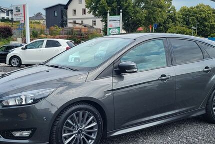 Ford Focus 62.320 km 14.990 € Oberreichenbach 75394