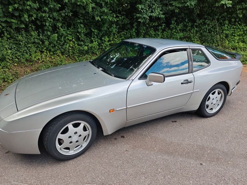 Porsche 944 153.300 km 19.999 € Remseck 71686