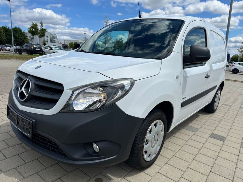 Mercedes-Benz Citan 127.000 km 7.999 € Schönaich 71101