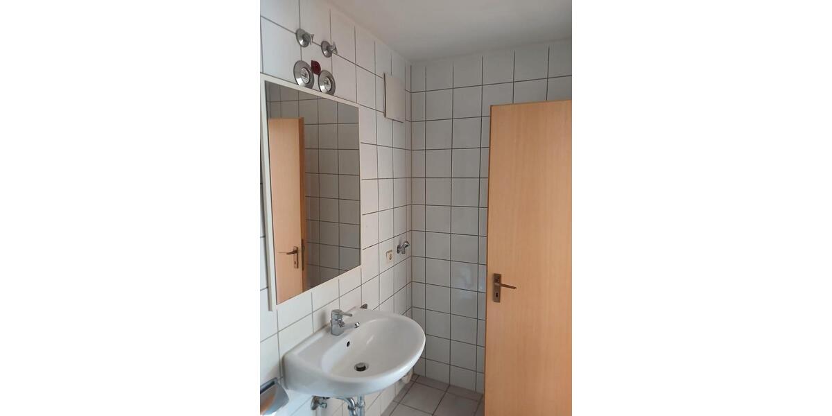 Etagenwohnung Pforzheim Eutingen - 1 Zimmer, 29 m&sup2;, 380&euro; | Angebot:27584055