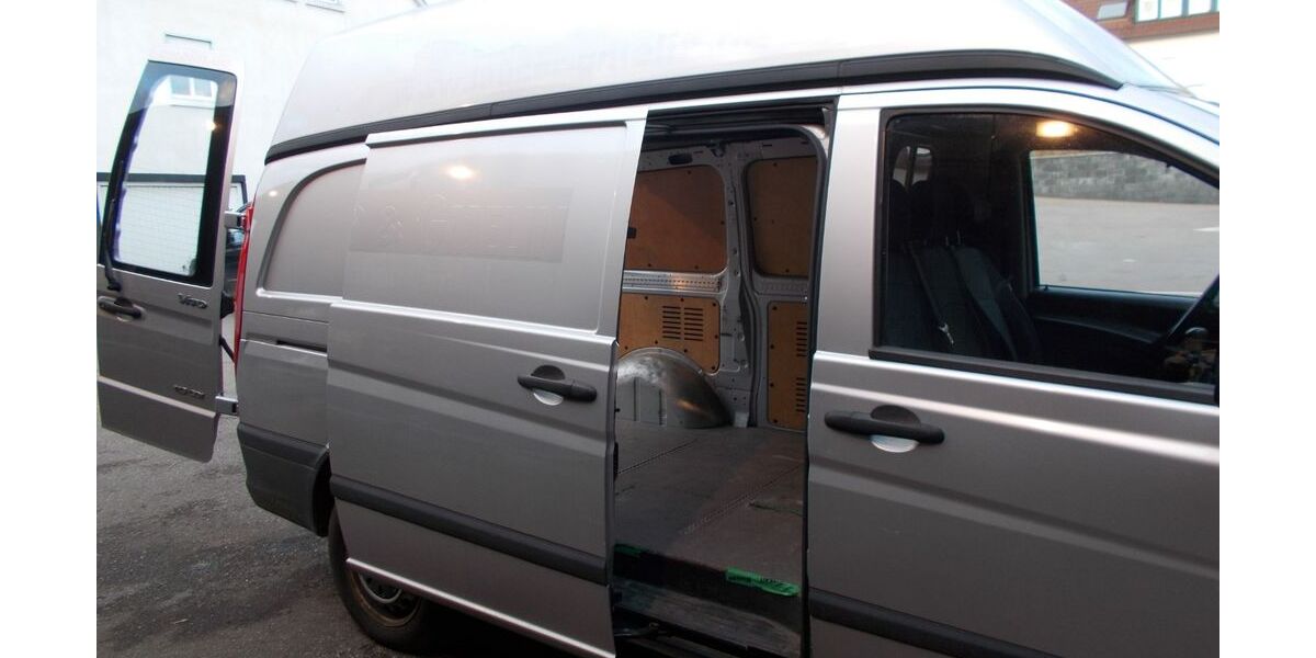 Mercedes-Benz Vito 118.000 km 11.900 &euro; Stuttgart 70374