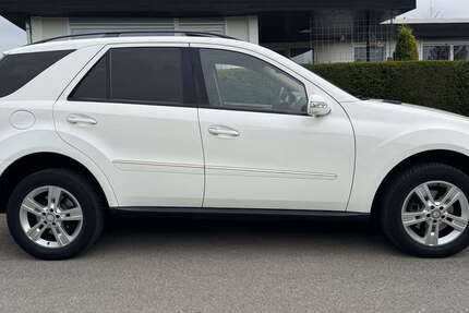 Mercedes-Benz ML 500 143.700 km 10.499 &euro; Aidlingen 71134