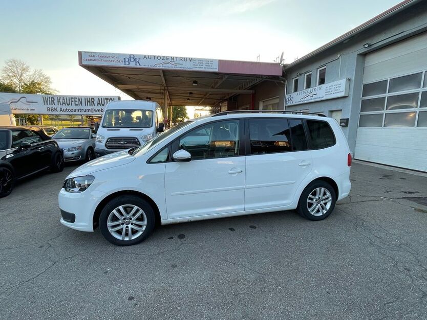 VW Touran 199.600 km 8.600 € Tübingen-Bühl 72072