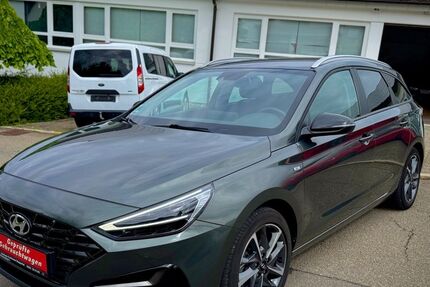 Hyundai i30 111.800 km 16.550 € Metzingen 72555
