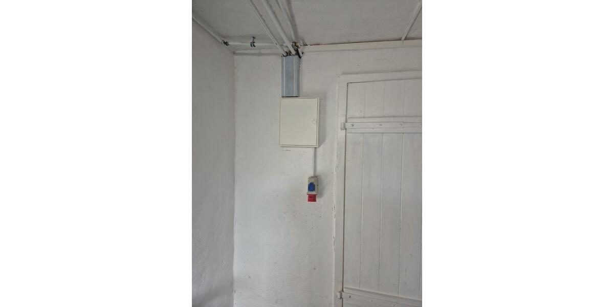 Dachgeschoßwohnung Wendlingen am Neckar - 3 Zimmer, 40 m&sup2;, 172.000&euro; | Angebot:24617902