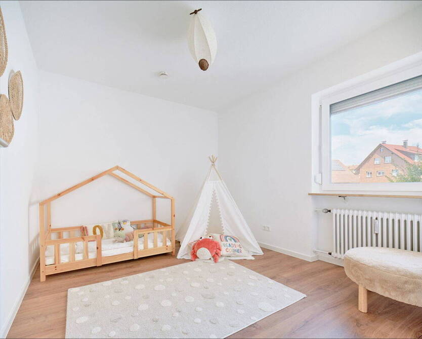 Frisch renovierte 3 Zimmer-Wohnung in Gebersheim