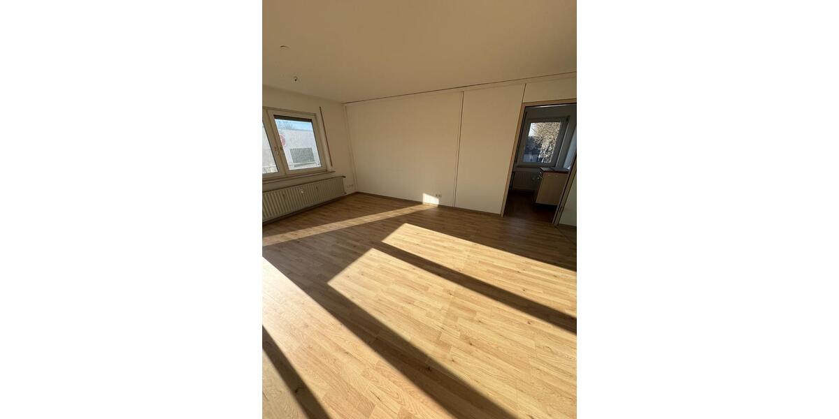 Etagenwohnung Esslingen am Neckar Oberesslingen - 6 Zimmer, 158 m&sup2;, 1.940&euro; | Angebot:25382946