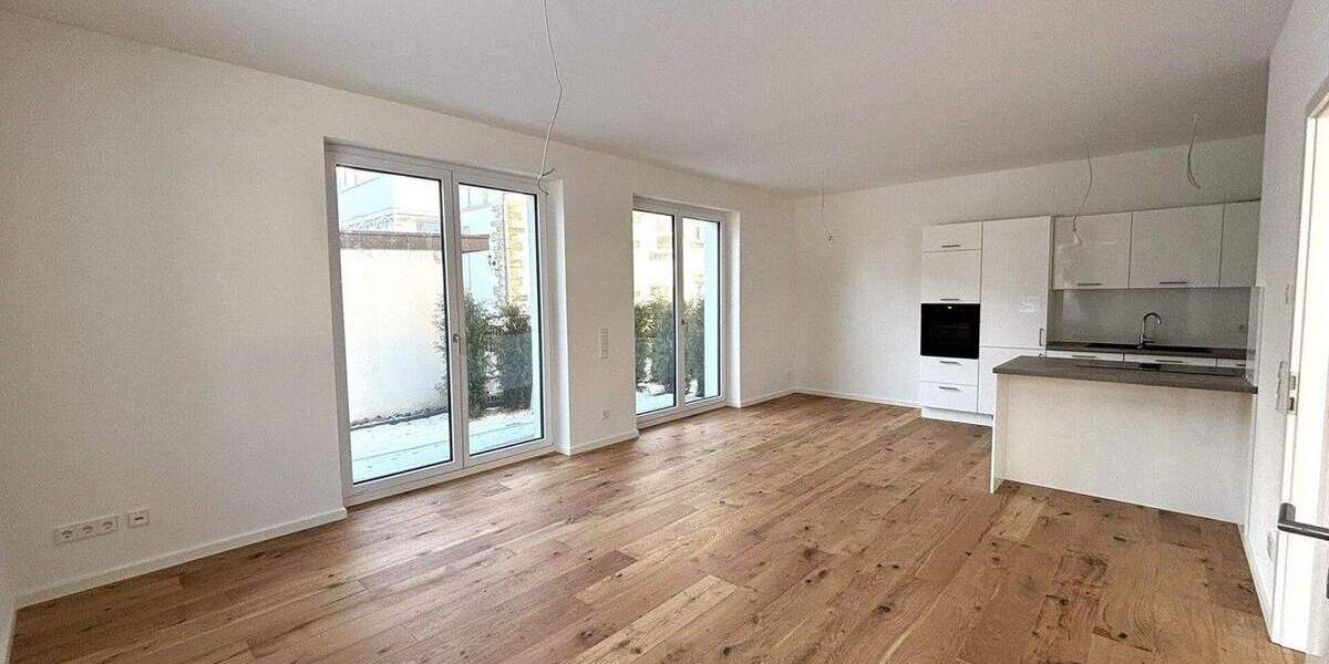 Etagenwohnung Sindelfingen Mitte - 2 Zimmer, 89 m&sup2;, 1.280&euro; | Angebot:25704091