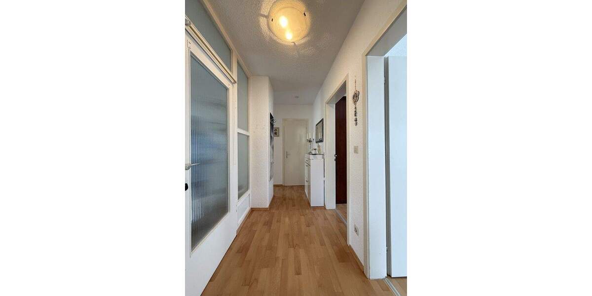 Mehrfamilienhaus, Wohnhaus Ludwigsburg Neckarweihingen - 6 Zimmer, 117 m&sup2;, 395.000&euro; | Angebot:24517380