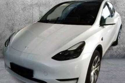 Tesla Model Y 61.417 km 34.890 &euro; Böblingen 71032