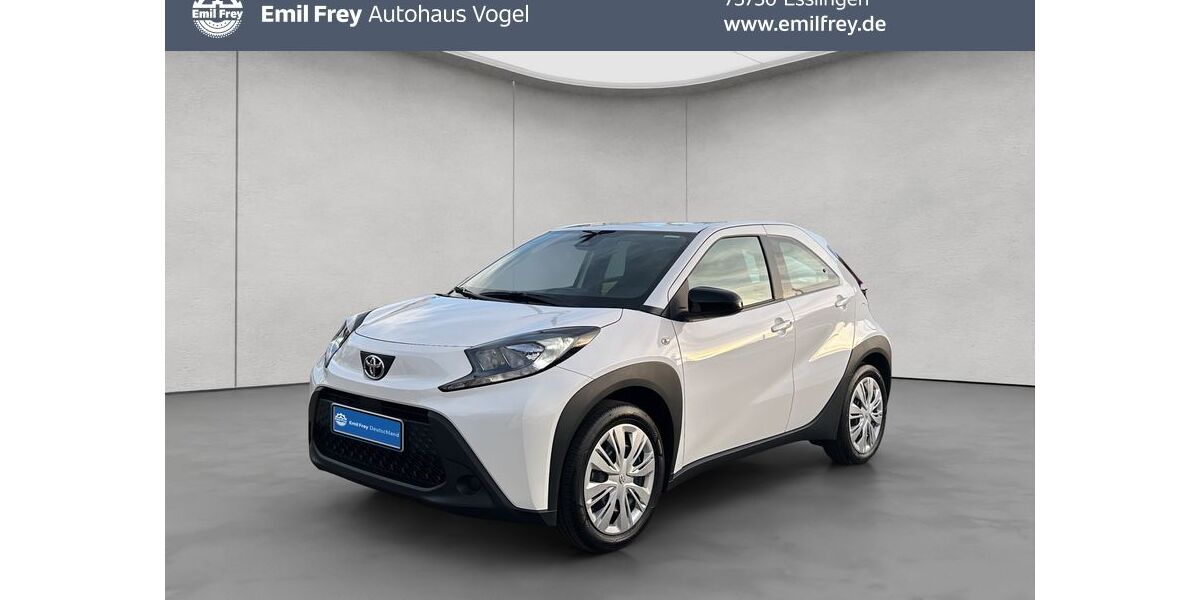 Toyota Aygo (X) 5.452 km 13.980 &euro; Esslingen 73730