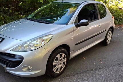 Peugeot 206 130.000 km 2.940 € Ludwigsburg 71640