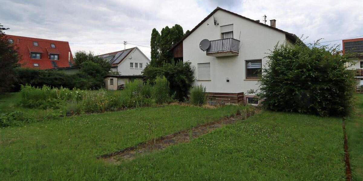 Mehrfamilienhaus, Wohnhaus Reutlingen Sickenhausen - 5 Zimmer, 137 m&sup2;, 445.000&euro; | Angebot:24062116