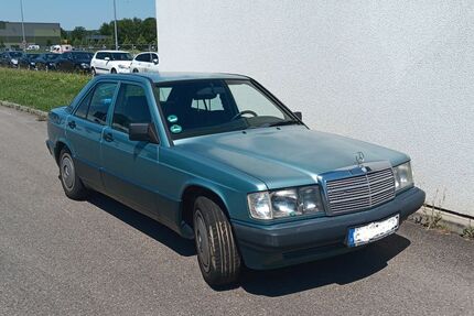 Mercedes-Benz 190 183.184 km 4.900 &euro; Esslingen 73734