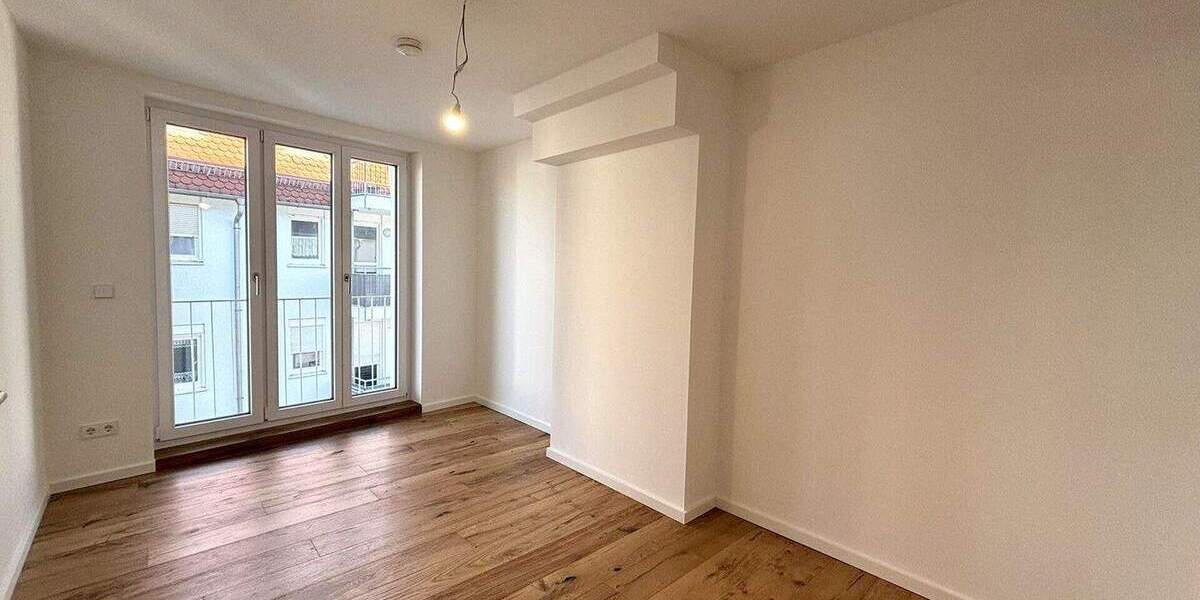 Etagenwohnung Sindelfingen Mitte - 3 Zimmer, 88 m&sup2;, 1.360&euro; | Angebot:24700104