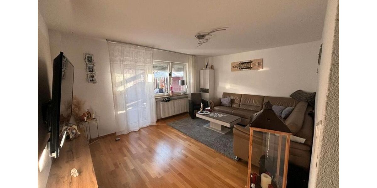 Reihenhaus Reutlingen Sondelfingen - 4 Zimmer, 98 m&sup2;, 385.000&euro; | Angebot:26384989