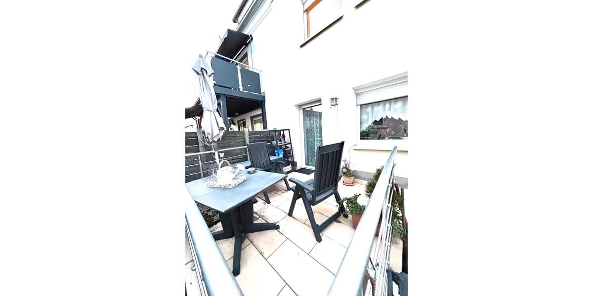 Erdgeschoßwohnung Ludwigsburg - 3 Zimmer, 70 m&sup2;, 1.000&euro; | Angebot:26001342