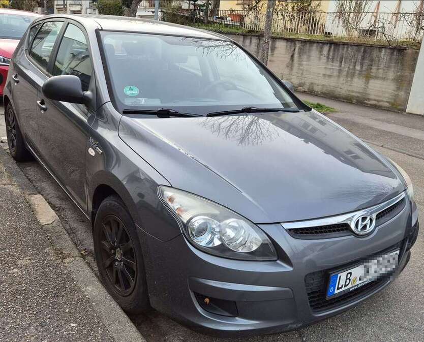 Hyundai i30 97.270 km 4.200 € Ludwigsburg 71642