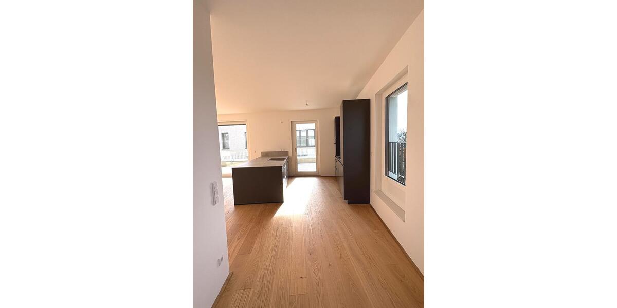 Dachgeschoßwohnung Leonberg - 4 Zimmer, 121 m&sup2;, 2.484&euro; | Angebot:23712507