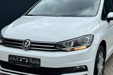 VW Touran 312.000 km 9.990 € Gärtringen 71116