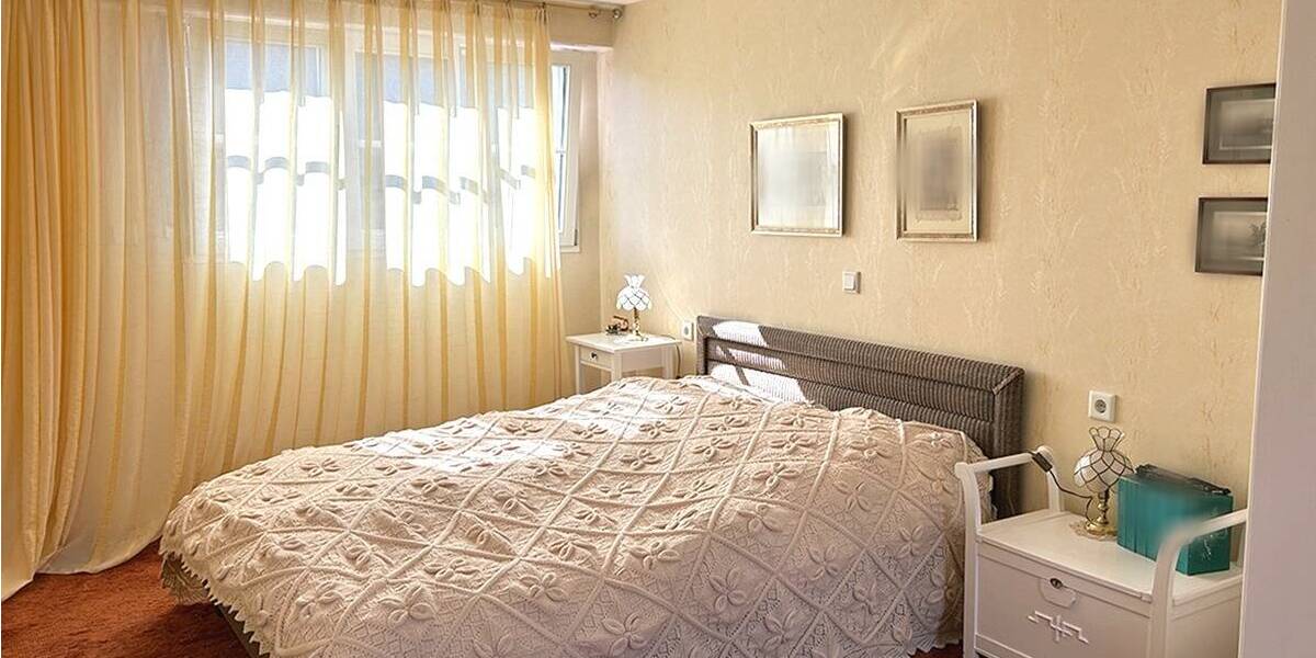 Doppelhaushälfte Ludwigsburg Nord - 6 Zimmer, 225 m&sup2;, 1.150.000&euro; | Angebot:26751008