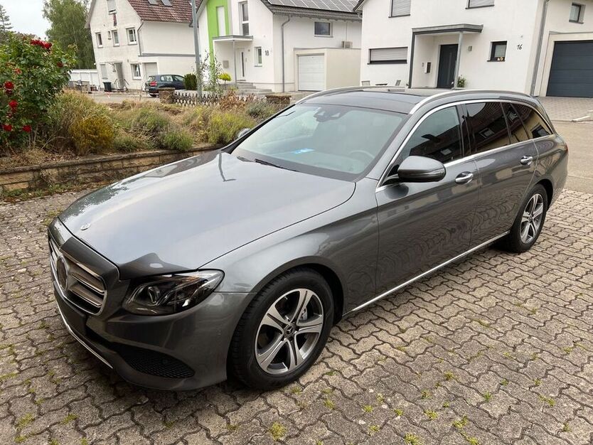 E 220
