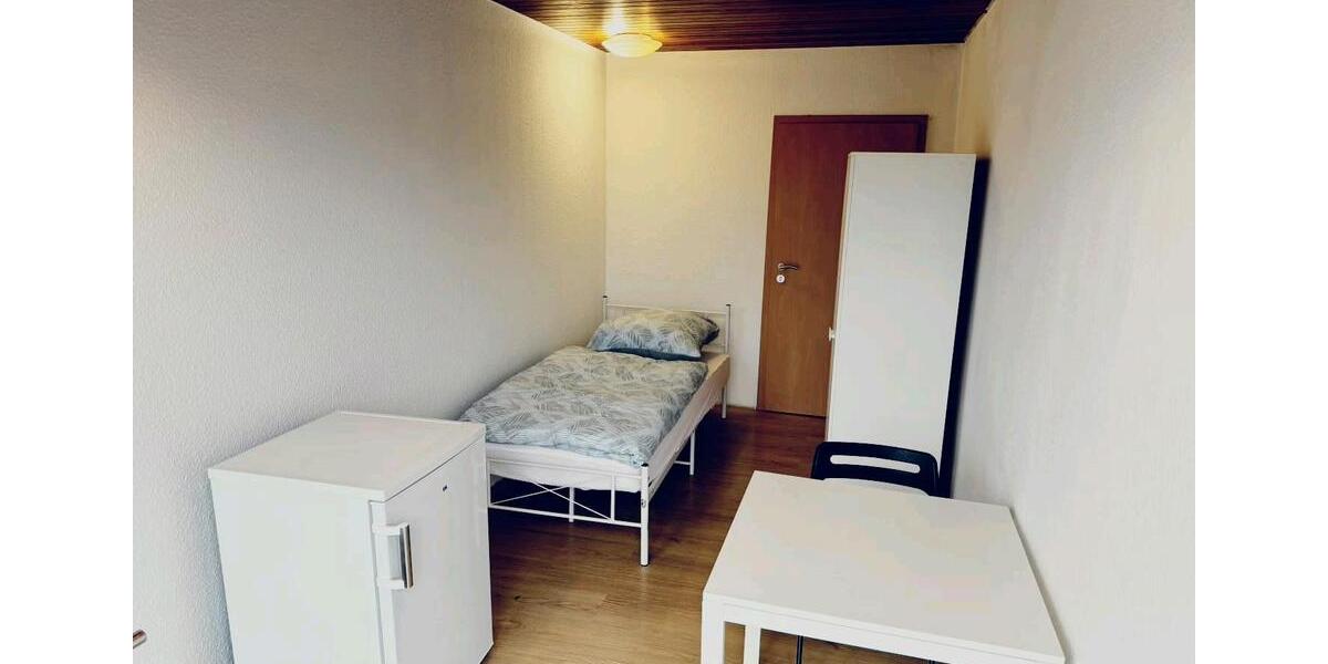 Etagenwohnung Böblingen Dagersheim - 1 Zimmer, 18 m&sup2;, 550&euro; | Angebot:24326610